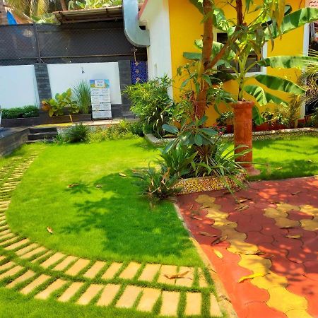 Casa Salvador Hotell Calangute Exteriör bild