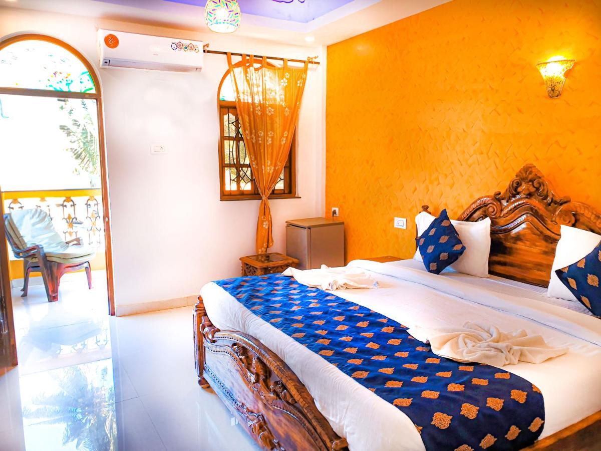 Casa Salvador Hotell Calangute Exteriör bild